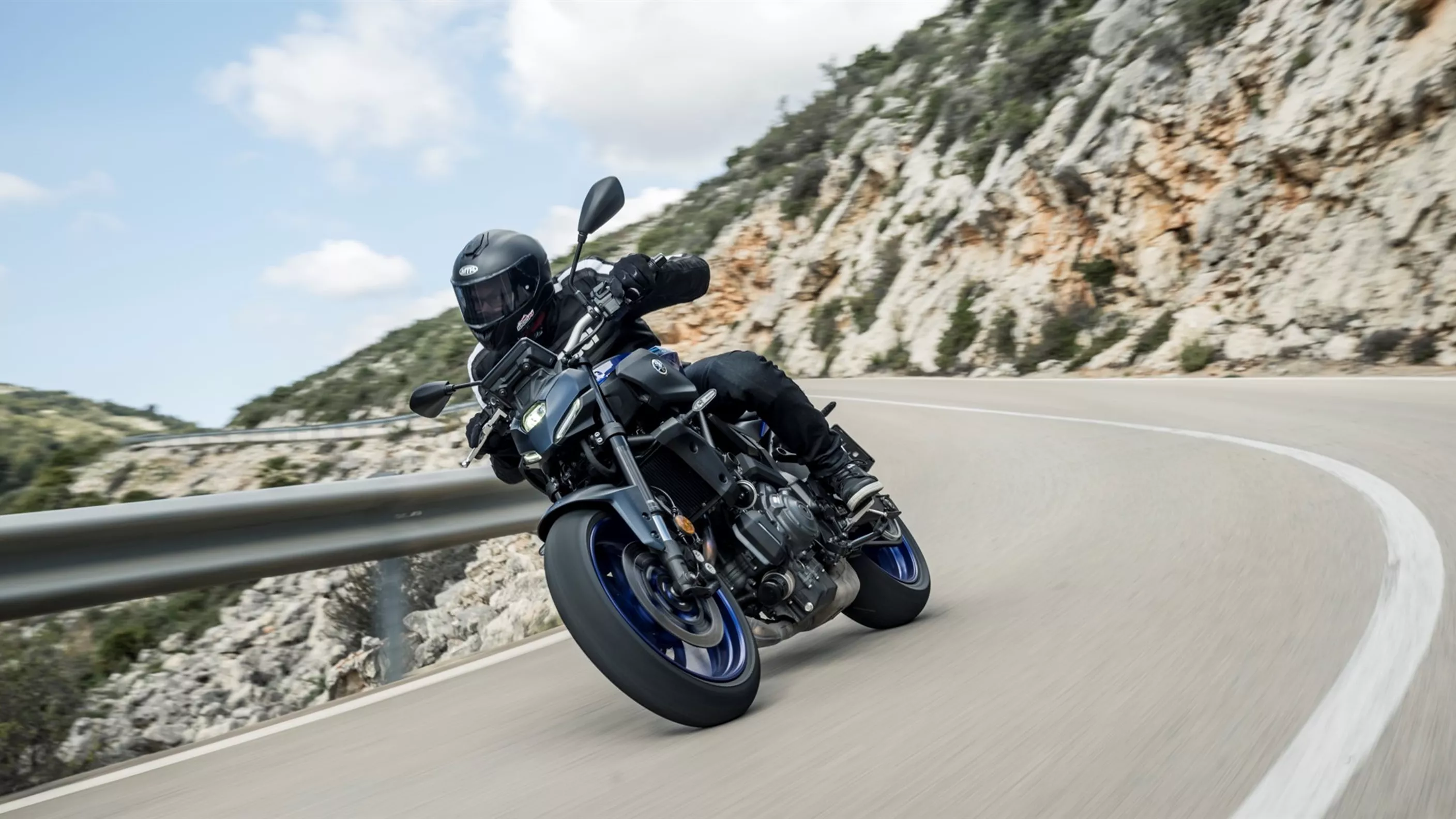 Test Yamaha MT-07 2025 Test Yamaha MT-07 2025