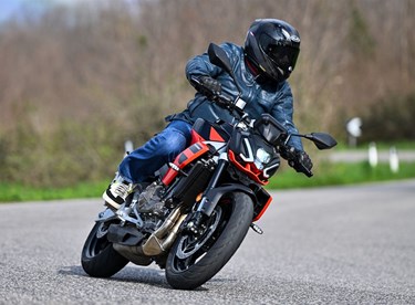 Aprilia Tuono 457 Test 2025 Aprilia Tuono 457 Test 2025