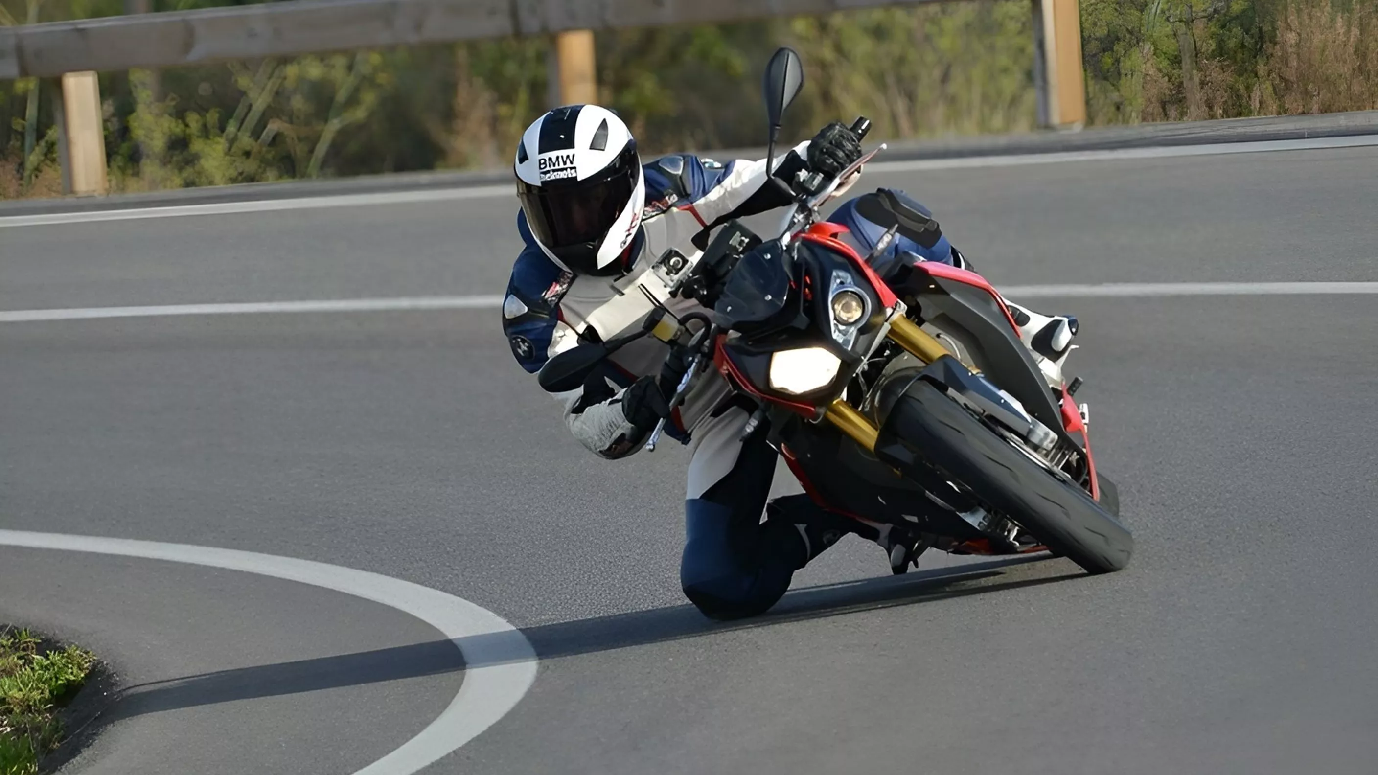 BMW S 1000 R 2014 Test BMW S 1000 R 2014 Test