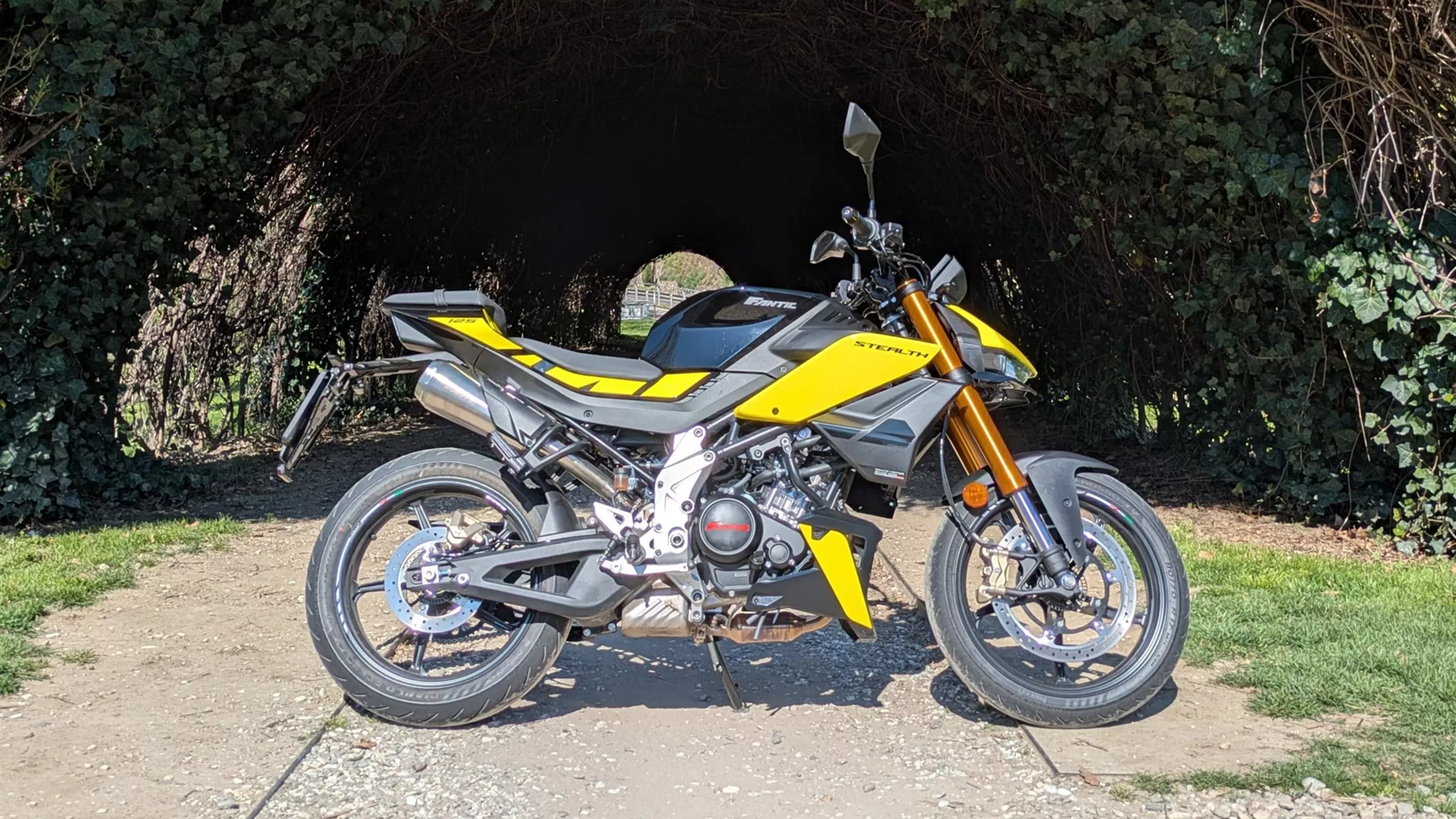 Test Fantic Stealth 125 2025 Test Fantic Stealth 125 2025