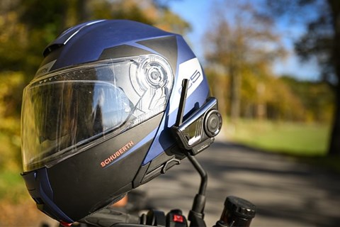SENA 60S Test des neuen Kommunikationssystems für Motorrad Helme