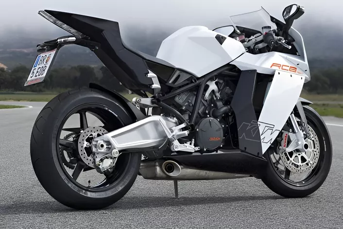 Pogled unazad na fascinantan supersport motocikl. KTM je 2008. godine predstavio novu KTM 1190 RC8. Kako danas gledamo na nju?