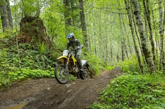 Suzuki DR-Z4S 2025 im Test: Comeback der Kult-Enduro