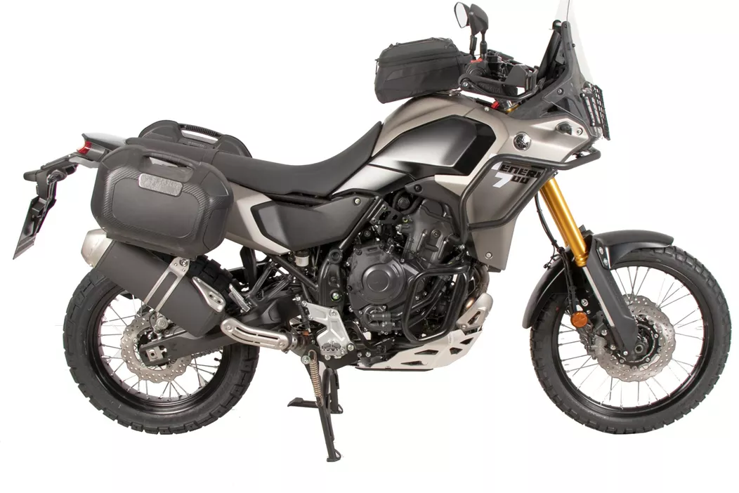Die Yamaha Ténéré 700 gilt als Inbegriff der Abenteuerlust - Hepco&Becker liefert jetzt das passende Zubehör, um die neue 2025er-Version fit für große Reisen, kleine Touren und raue Pfade zu machen.