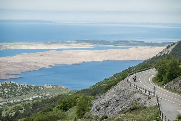 5 Reisemotorräder im Vergleich