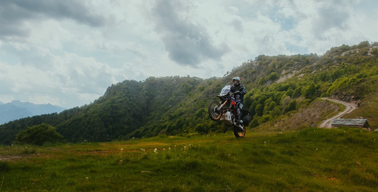 Aprilia Tuareg Rally im ultimativen Offroad-Reise Test