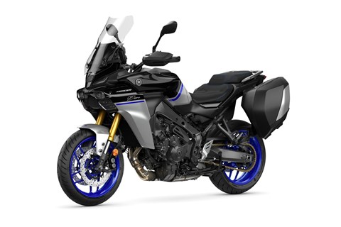 Der erste kontaktlose Seitenkoffer mit Induktionsverbindung