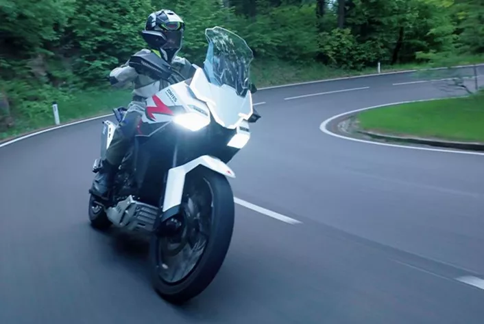 A fully-equipped triple-cylinder adventure bike for under €10,000? The Zontes 703F Adventure from China boasts a bold concept and plenty of tech. We've taken it to the open road to see if Zontes has delivered a well-rounded package at this price.