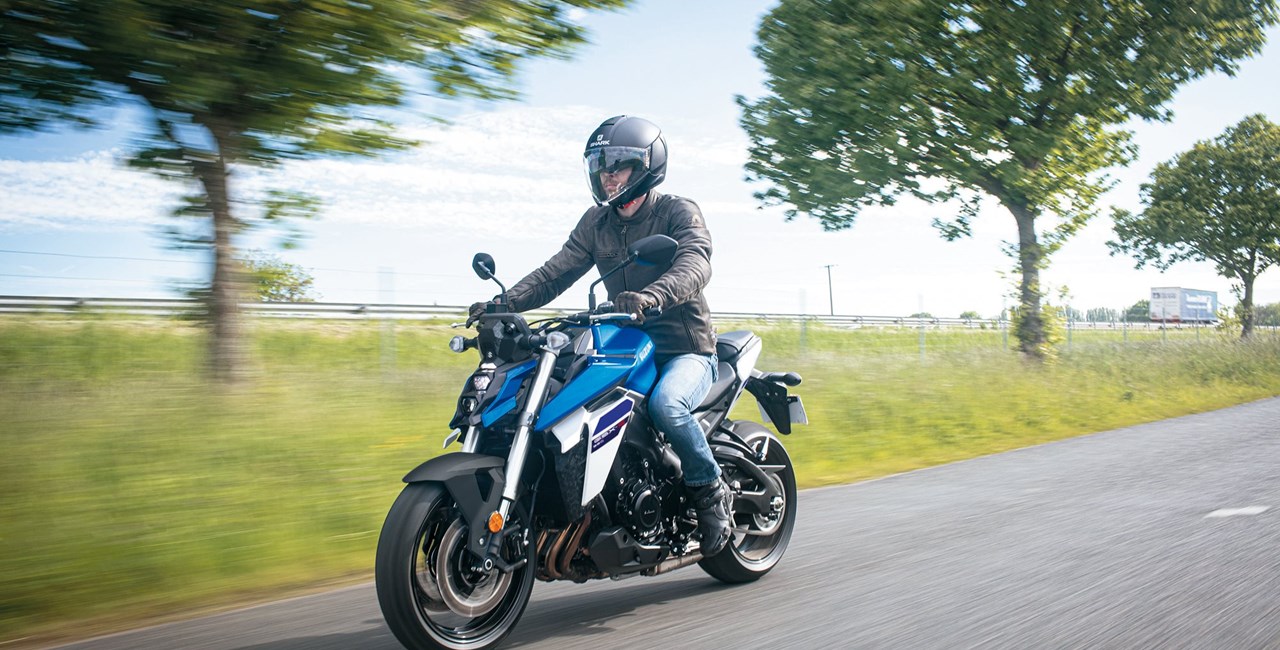 Suzuki GSX-S950 2025: Neues Display, bekannte Stärke