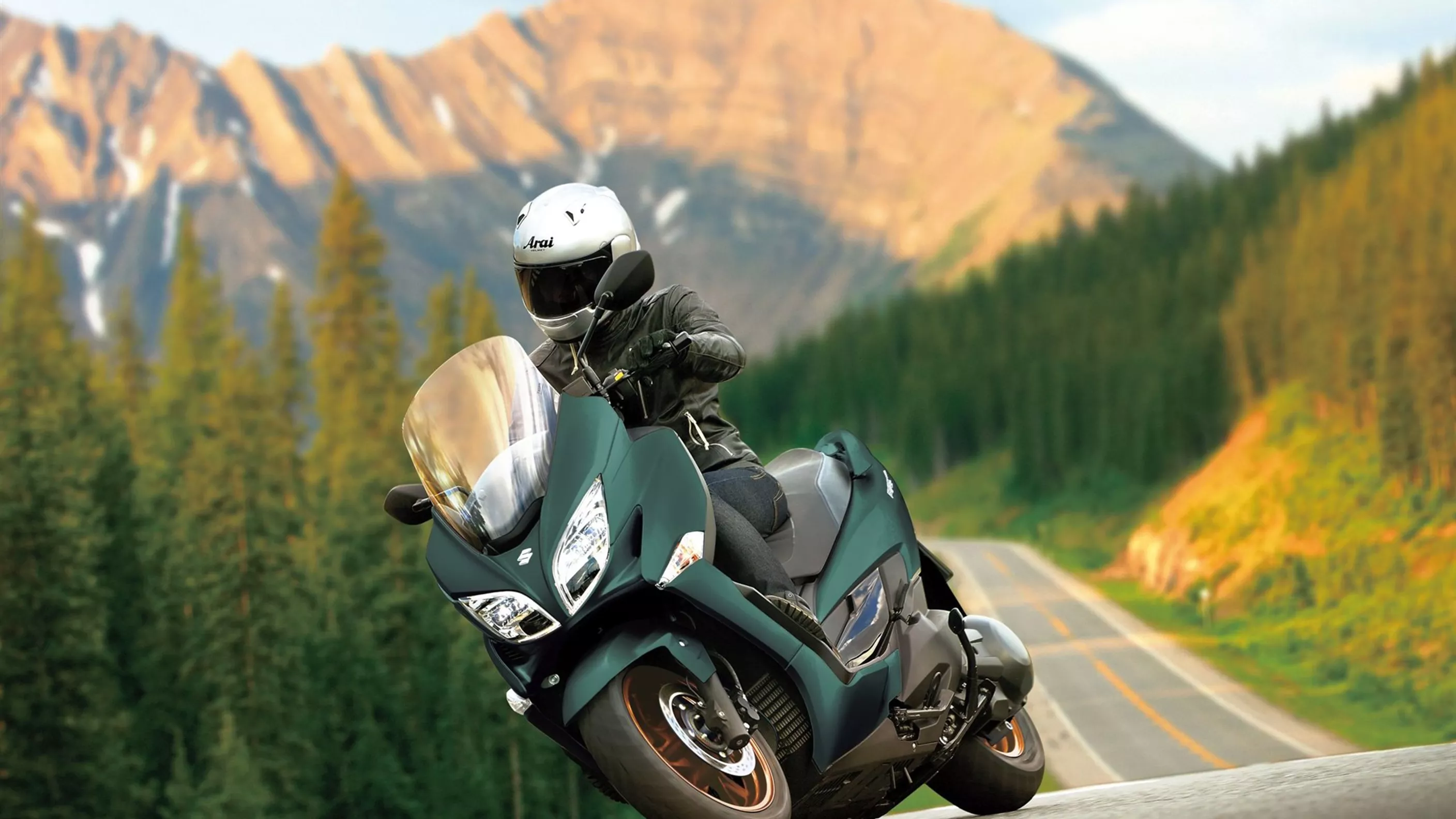 Suzuki Burgman 400 2026: Premium Scooter için Renk Güncellemesi Suzuki Burgman 400 2026: Premium Scooter için Renk Güncellemesi