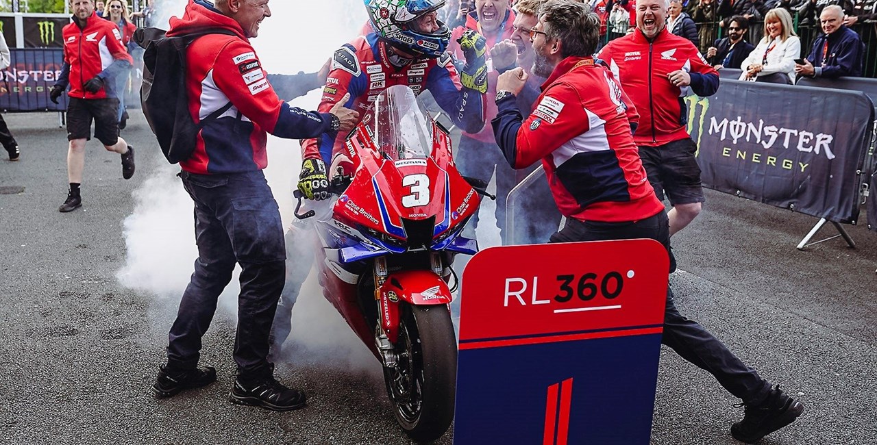 Metzeler dominiert die 1000cc-Klasse bei der Isle of Man TT 2025