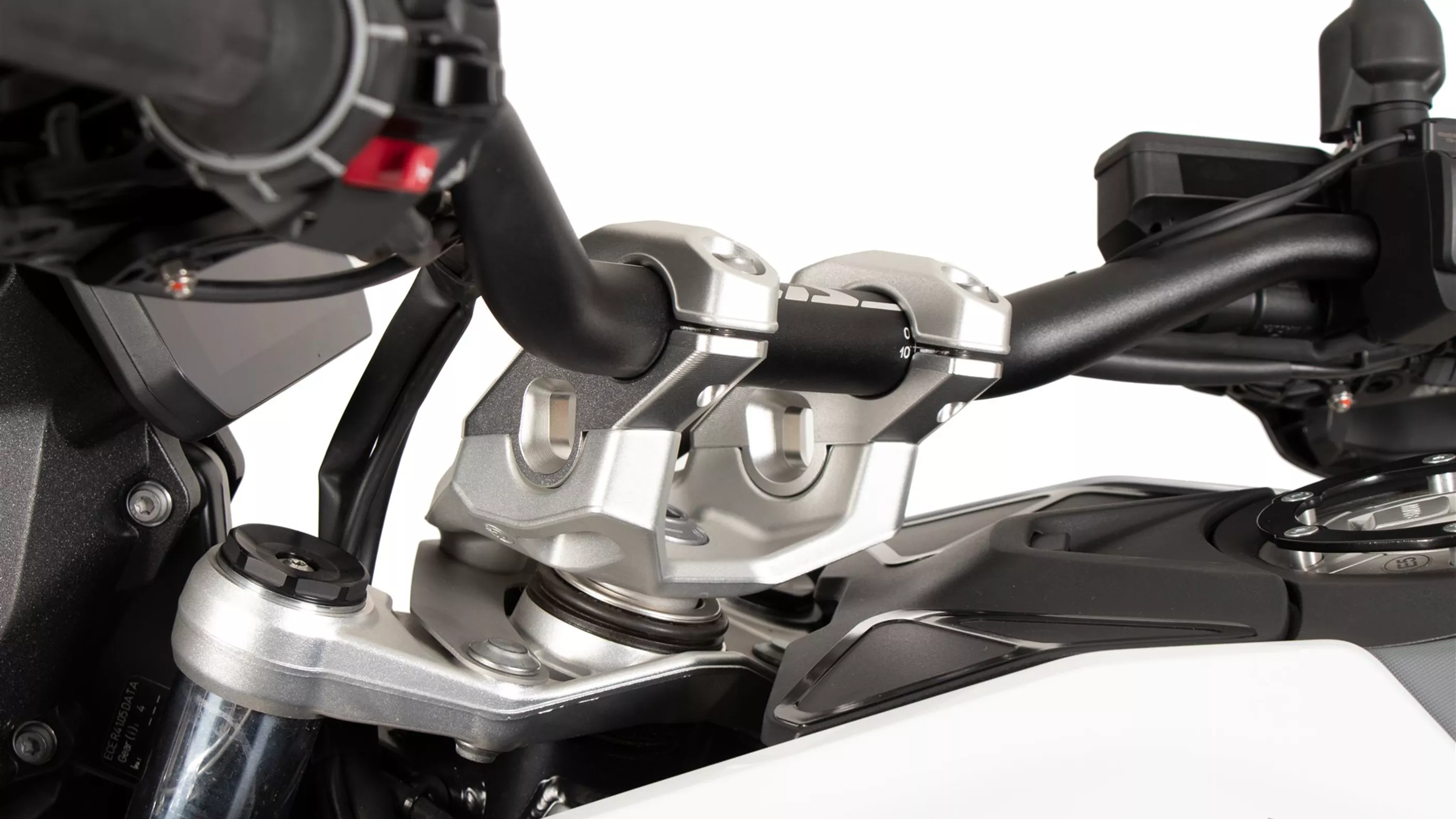 Zvýšení řídítek Hepco & Becker: Více komfortu pro dlouhé výlety Zvýšení řídítek Hepco & Becker: Více komfortu pro dlouhé výlety