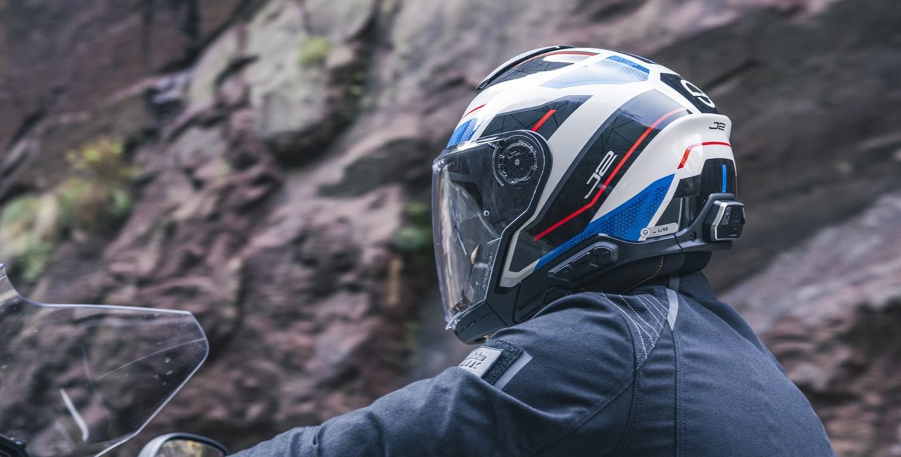 Cardo SC EDGE: Neues Intercom für Schuberth-Helme