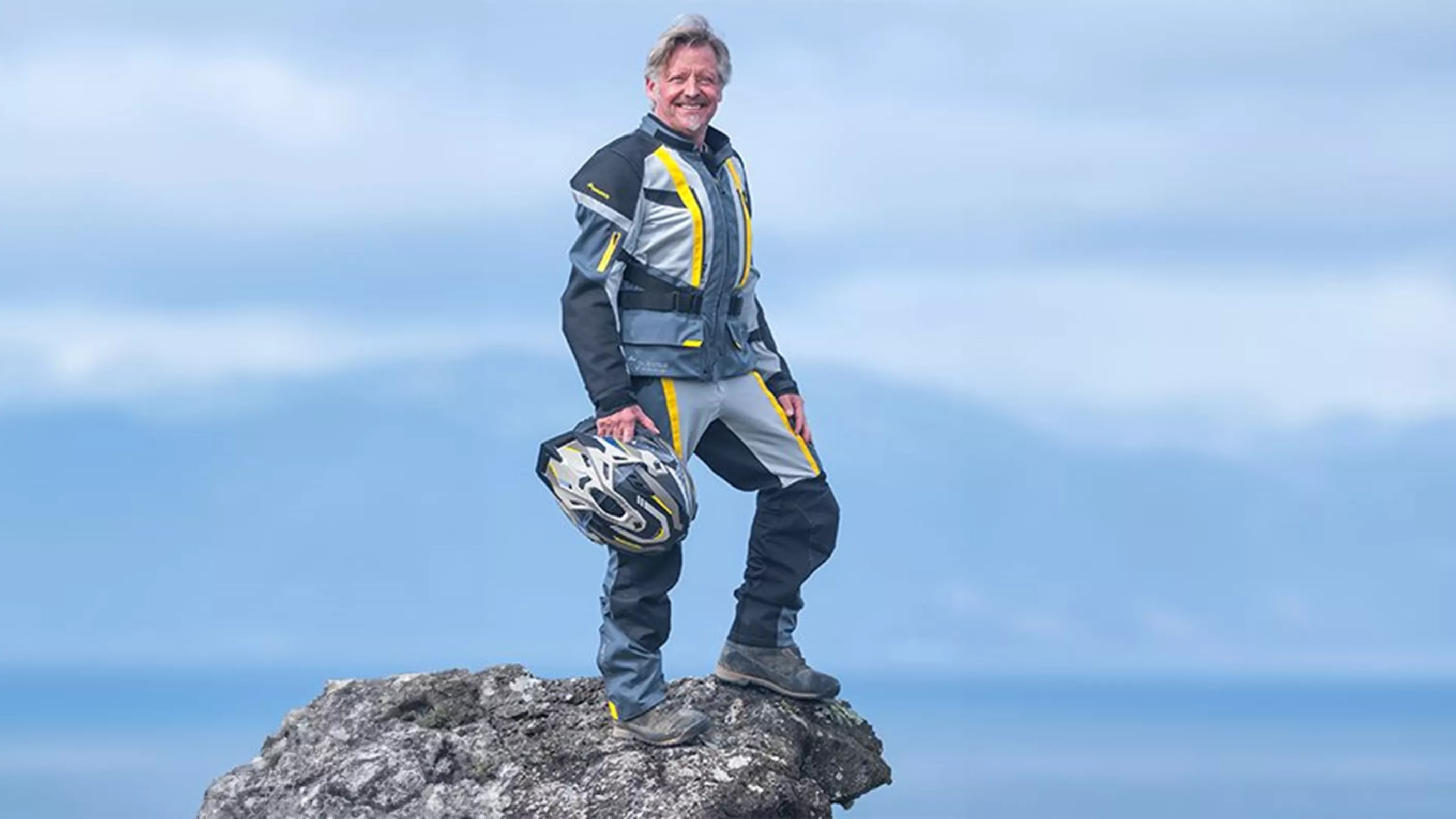 Touratech Compañero Worldtrack: Neuer Textilanzug für Abenteurer Touratech Compañero Worldtrack: Neuer Textilanzug für Abenteurer