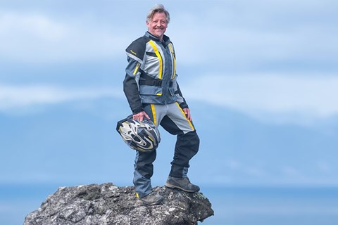 Touratech Compañero Worldtrack: Neuer Textilanzug für Abenteurer