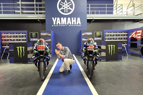 Technik, Töne und Tempo - Besuch am Yamaha Campus Mailand Technik, Töne und Tempo - Besuch am Yamaha Campus Mailand