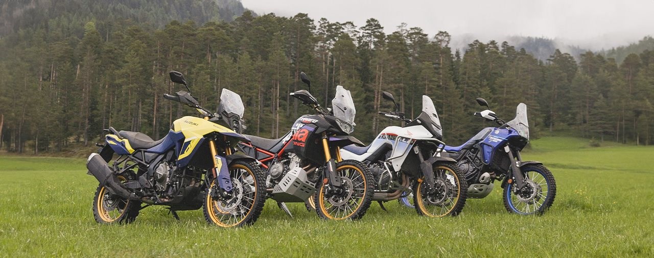 Offroad-Vergleich Mittelklasse-Reiseenduros 2025