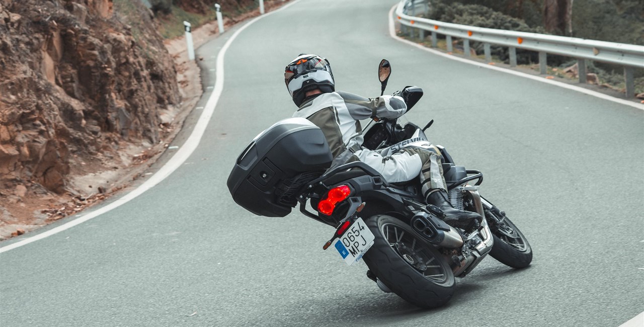 Motorradurlaub 2025: Reifen richtig prüfen vor der Reise