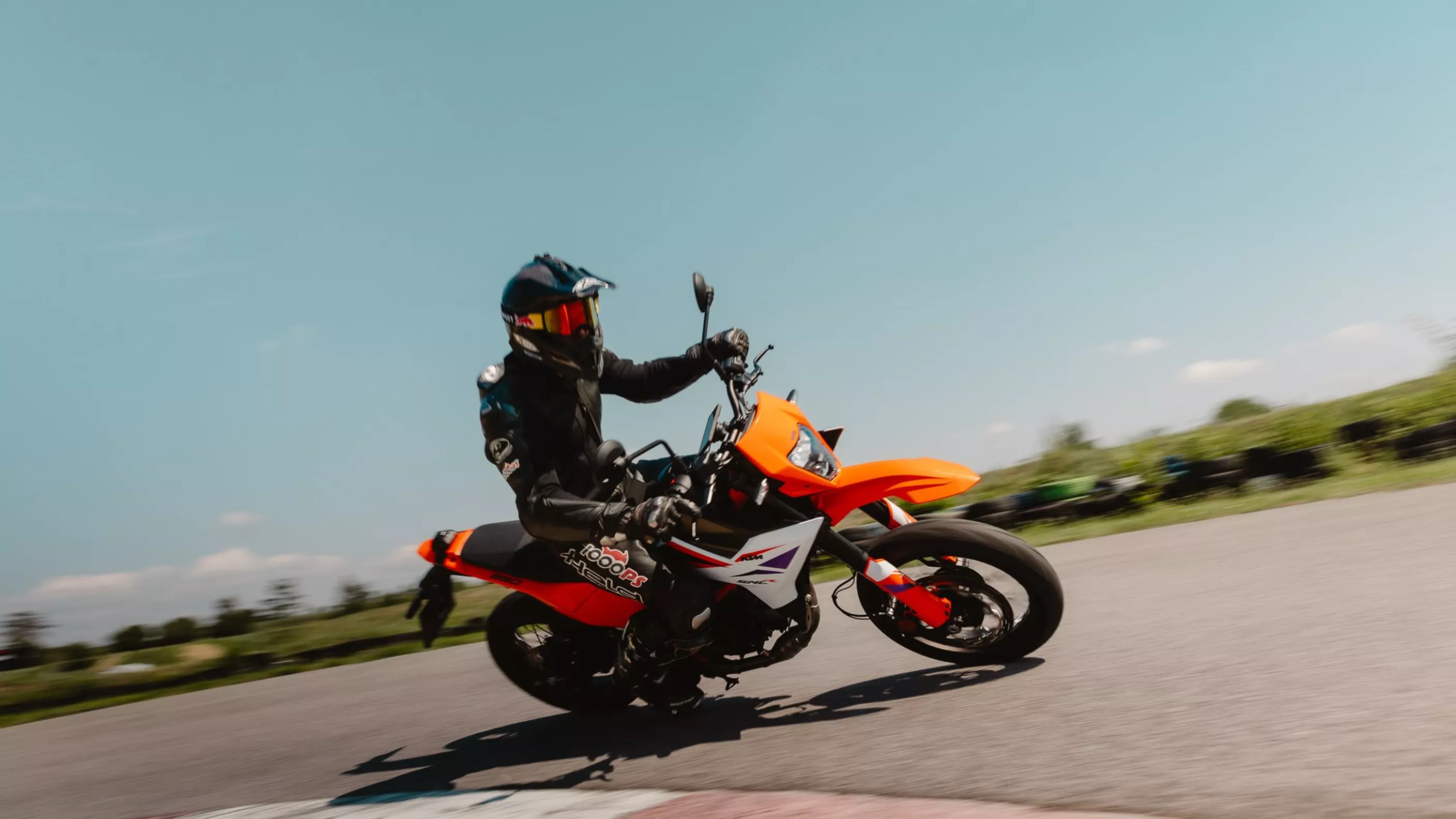 KTM 390 SMC R - First Ride Review KTM 390 SMC R - First Ride Review