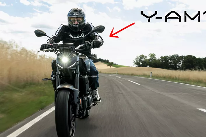 The Yamaha MT-07 is renowned for its versatility and reliability. In 2025, it arrives with a significant update: the Y-AMT automatic transmission. How does this new system perform in everyday riding?