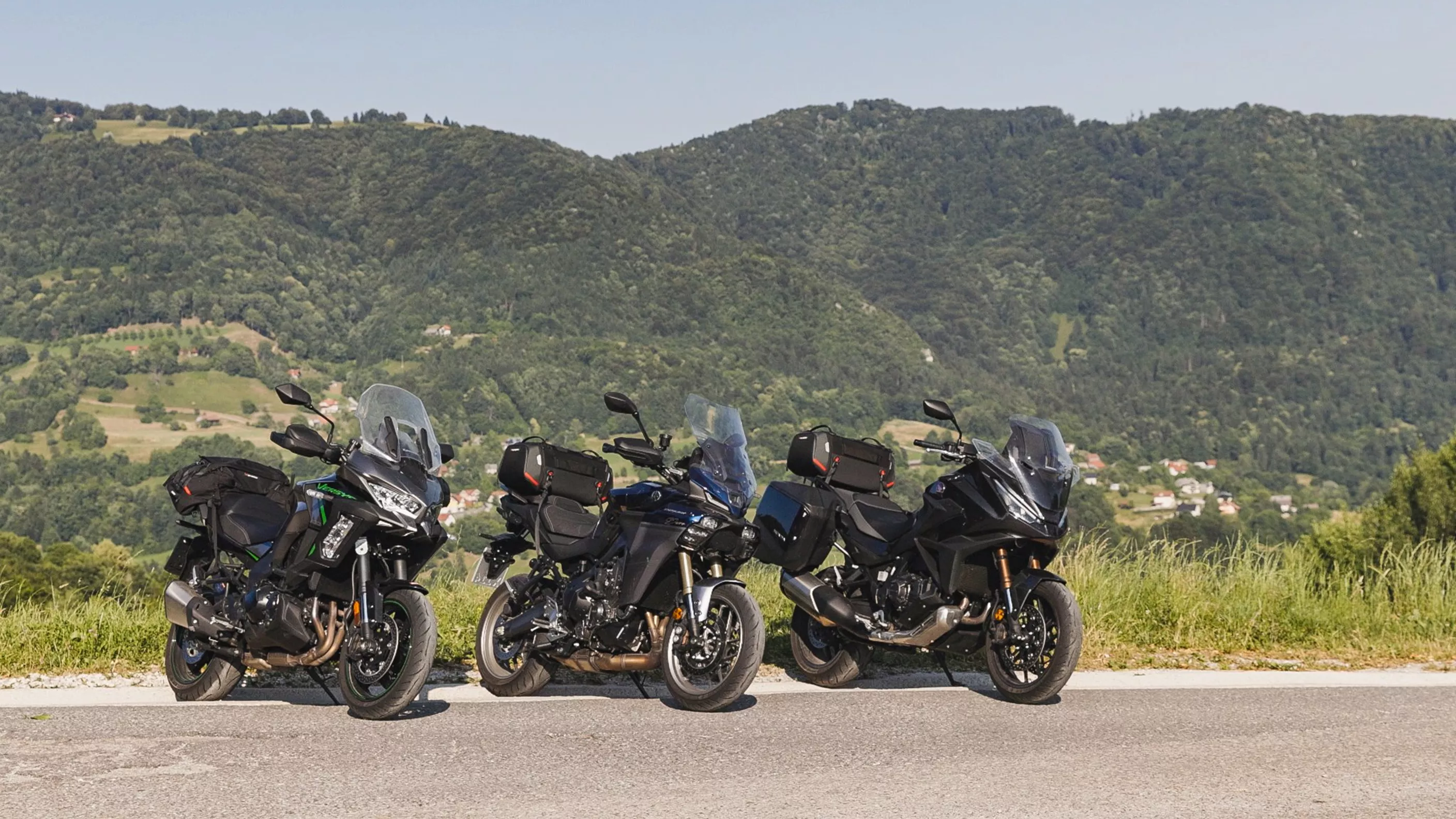 Honda NT1100 DCT ES-Kawasaki Versys 1100 SE-Yamaha Tracer 9GT+: A Battle of Japanese Touring Bikes Honda NT1100 DCT ES-Kawasaki Versys 1100 SE-Yamaha Tracer 9GT+: A Battle of Japanese Touring Bikes