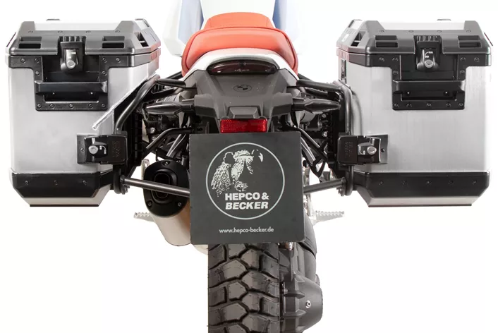 Für die neue BMW R12 G/S (2025-) hat Hepco & Becker ein umfangreiches Zubehörpaket entwickelt, das sich an Fahrer richtet, die ihr Motorrad für den Straßen- und Geländeeinsatz optimieren möchten.