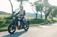 Testbericht Husqvarna Svartpilen 801 - Vorschaubild Husqvarna Svartpilen 801