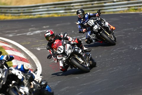 Wunderlich Fahrwerke im Test: Elektronik trifft Präzision