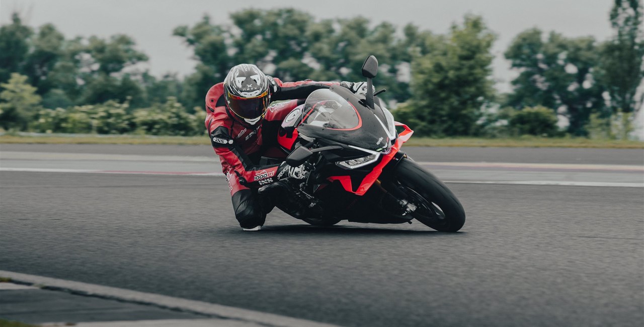 Aprilia RSV4 Factory (2025) – Der 1000PS Testbericht