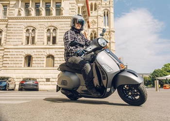 Vespa GTS 125 SuperSport Test 2025 Vespa GTS 125 SuperSport Test 2025