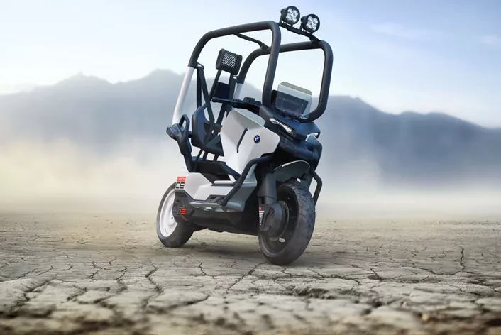 Mit dem Vision CE zeigt BMW Motorrad auf der IAA Mobility 2025 ein radikales Konzept: ein elektrisches Einspurfahrzeug für die Stadt, das ohne Helm und Schutzkleidung auskommen soll.