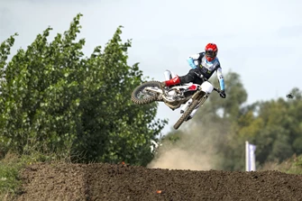 Yamaha YZ450F 2026 Test: Mehr Kontrolle, Speed & Fahrspaß Yamaha YZ450F 2026 Test: Mehr Kontrolle, Speed & Fahrspaß