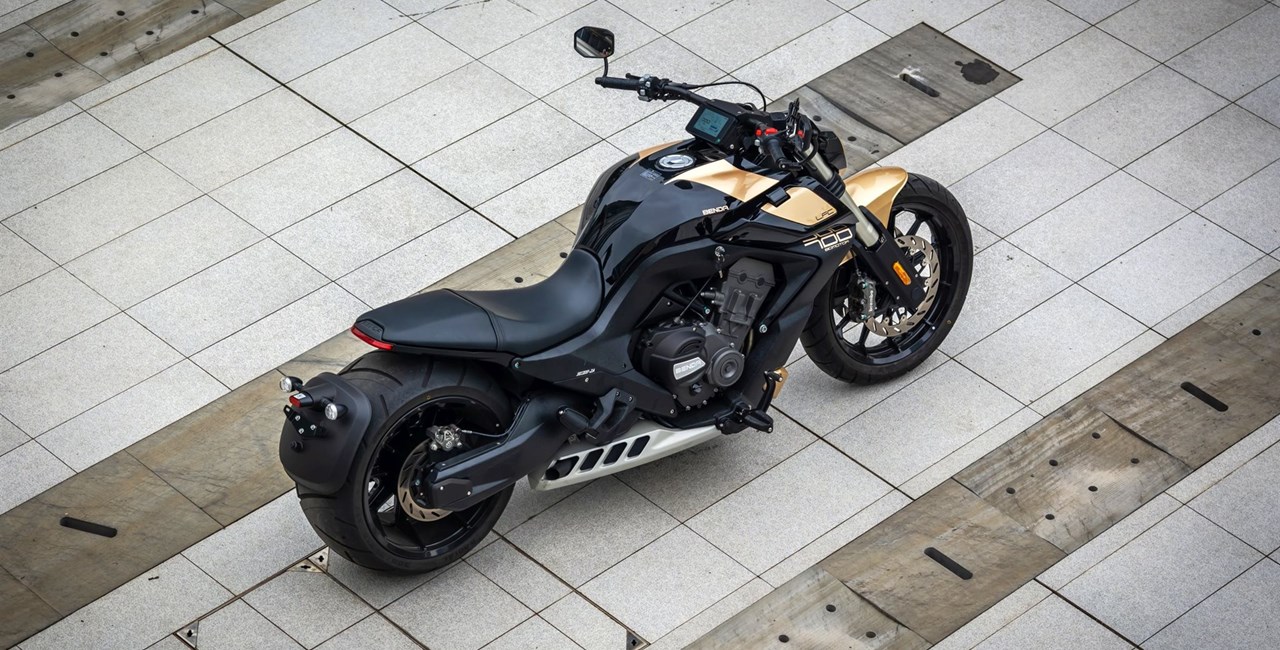 BENDA LFC 700 PRO: Power-Cruiser mit Luftfahrwerk 2025