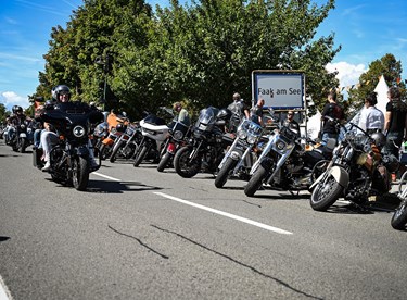 Festival della Moto a Faak: Parata, Show & Nuovi Modelli Harley