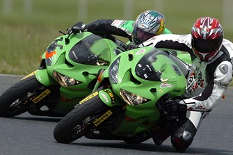 Kawasaki Ninja ZX-6R 2025 im Test