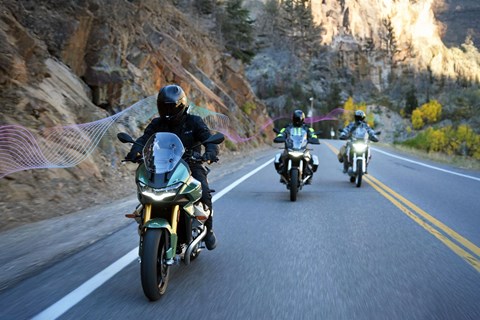 SENA Intercoms: Mehr Sicherheit & Spaß beim Motorradfahren