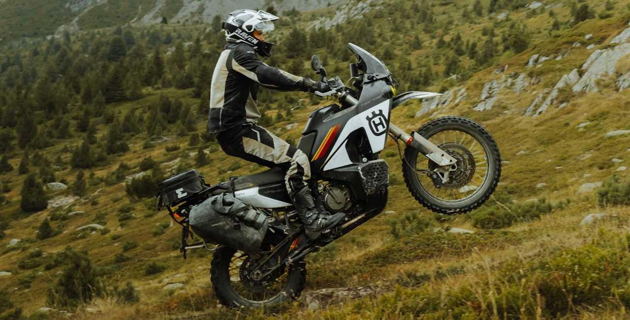 Enduristan Motorrad-Gepäck für Offroad-Abenteuer im Test
