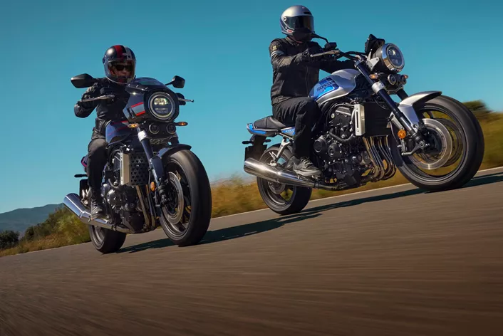 S novom Honda CB1000F 2026, proizvođač vraća na cestu karakteristično naked bike s retro dizajnom, modernom tehnologijom i četverocilindrašem iz Fireblade serije - sve u stilu 80-ih.