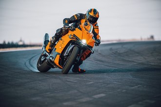 Neue KTM 990 RC R 2026 Neue KTM 990 RC R 2026