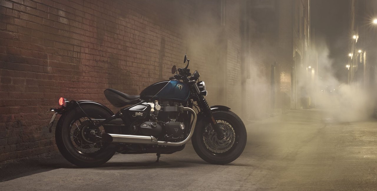 Triumph Bonneville Bobber 2026 mit neuem Tank & mehr Technik