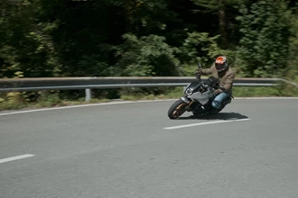 Test der Suzuki Katana 2025 auf Reisen Test der Suzuki Katana 2025 auf Reisen