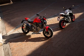 Ducati Monster 2026 mit neuem V2 und weniger Gewicht Ducati Monster 2026 mit neuem V2 und weniger Gewicht