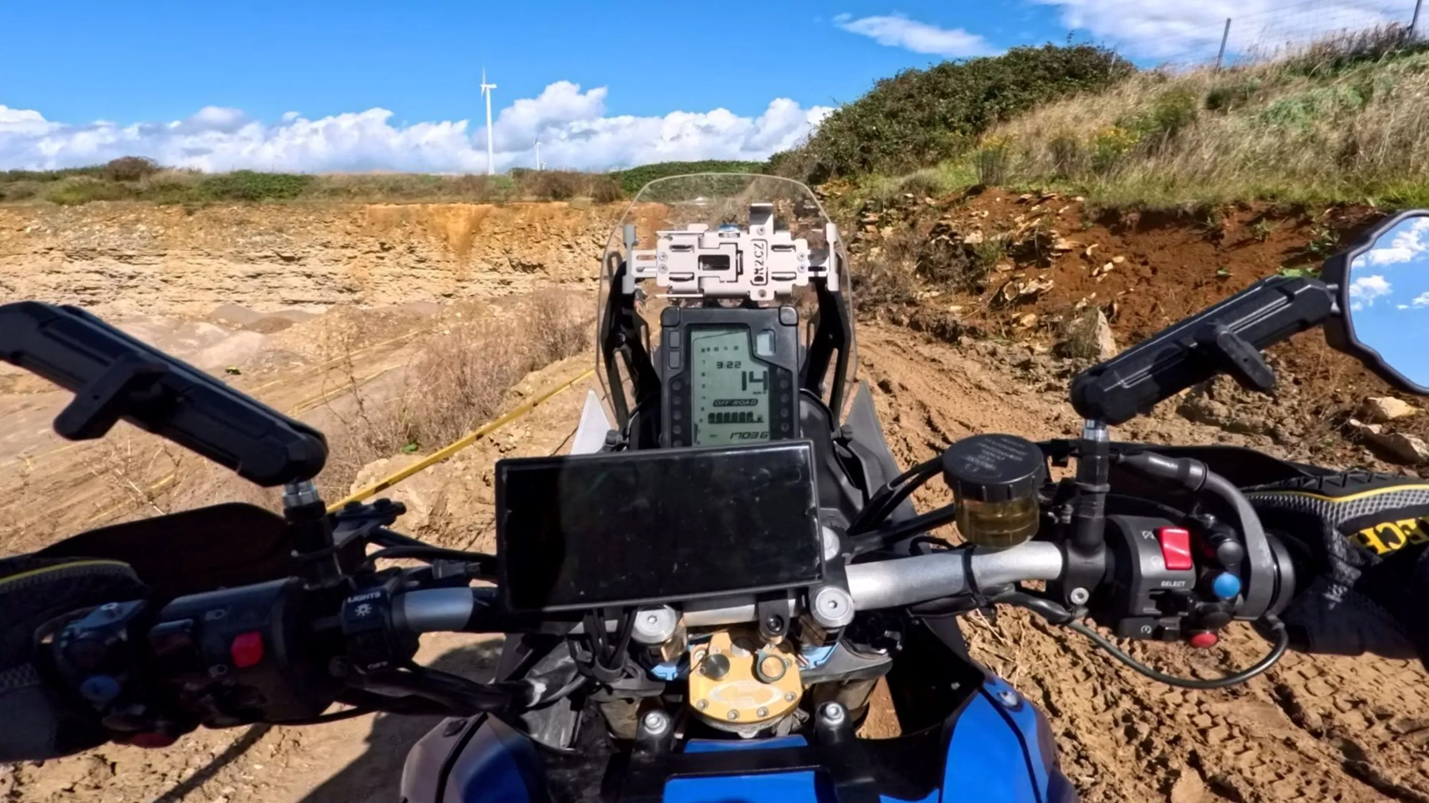 Prueba de Soportes para Smartphone de Peak Design para Motocicletas Prueba de Soportes para Smartphone de Peak Design para Motocicletas