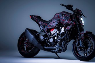 Honda V3R 900 E-Kompressor: Premiere auf der EICMA 2025