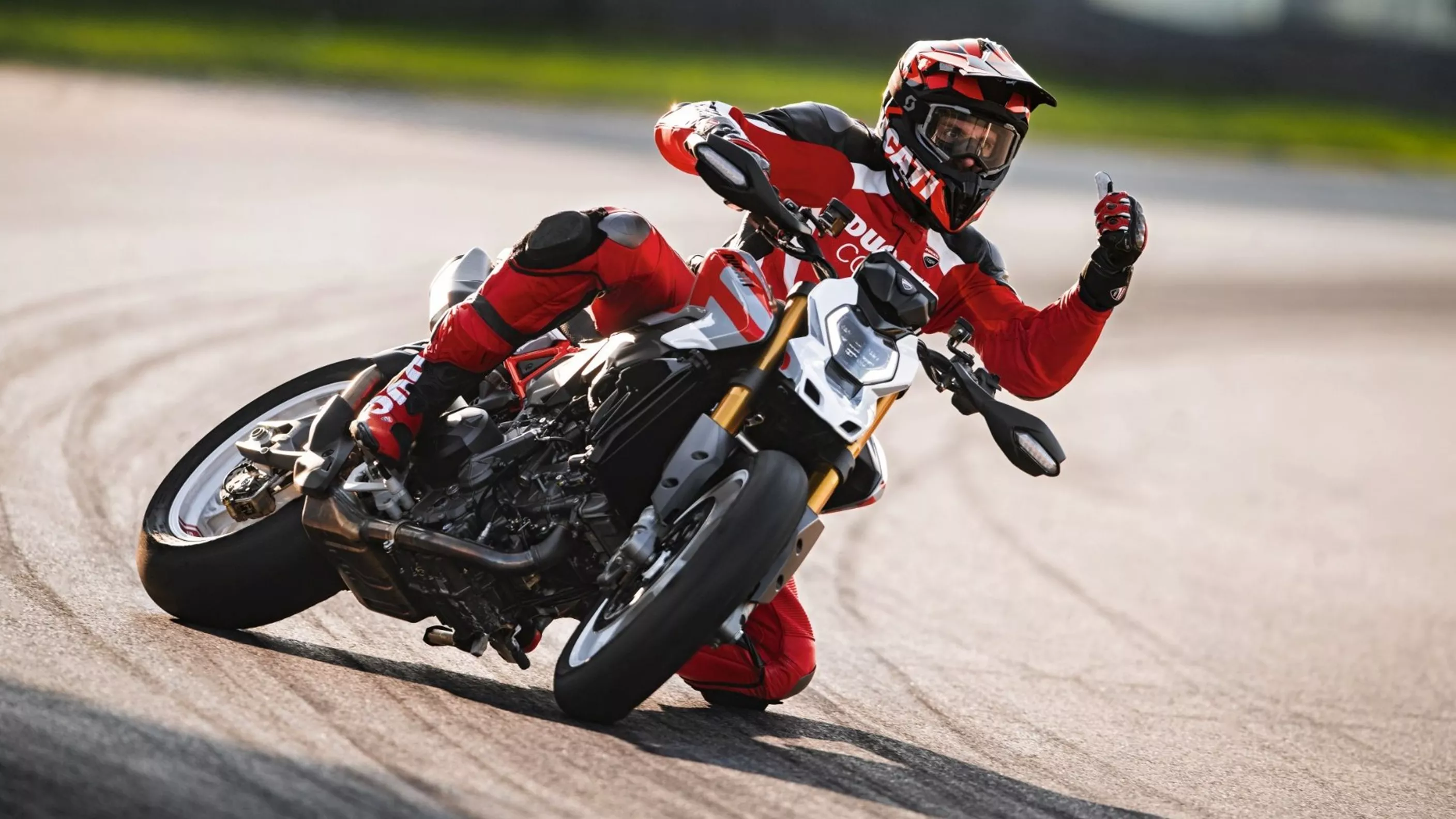 Nova Ducati Hypermotard V2 2026 Nova Ducati Hypermotard V2 2026