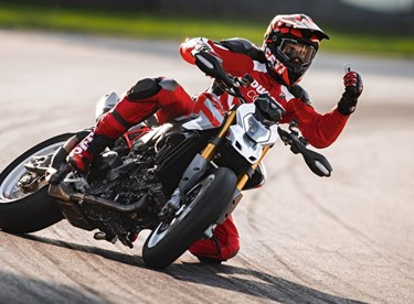 Neue Ducati Hypermotard V2 2026