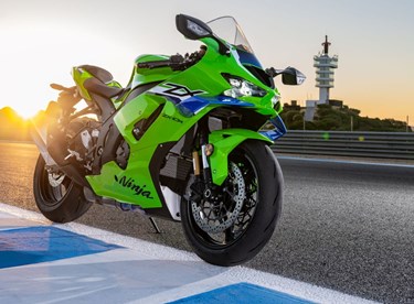 Mehr Aerodynamik! Kawasaki Ninja ZX-10R und ZX-10RR 2026