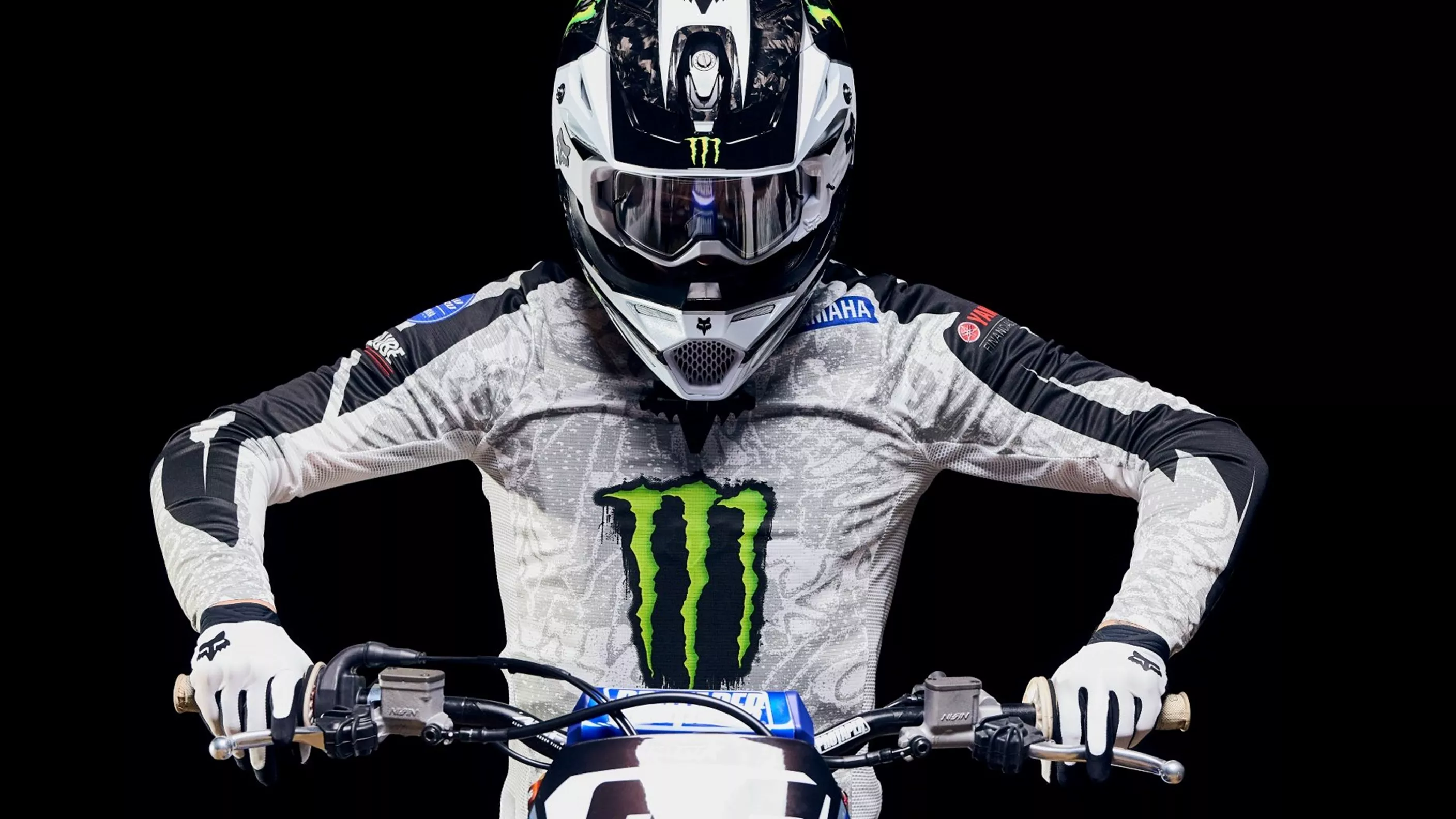 FOX Racing et Haiden Deegan : Lancement de la DNGR Signature Collection FOX Racing et Haiden Deegan : Lancement de la DNGR Signature Collection