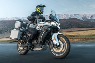CFMOTO 800MT-ES: Jetzt mit elektronischem Fahrwerk