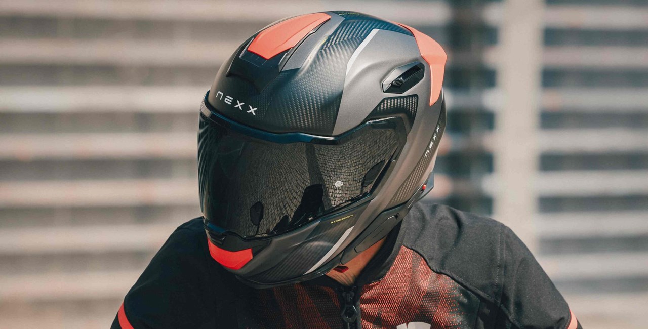 Nexx X.TR Sport Touring Helm mit Carbon und F.R.S System